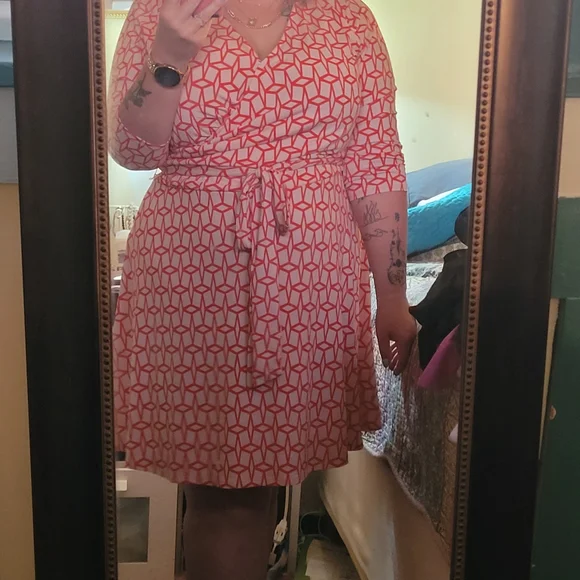 41 Hawthorn Red and White Patterned Mini Dress - Picture 2 of 3
